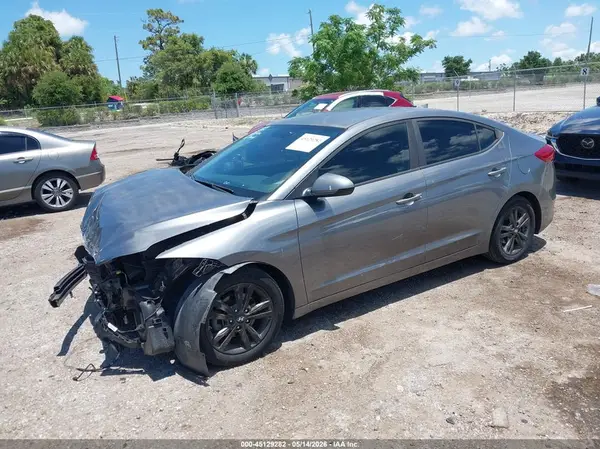 5NPD84LF0JH253373 2018 HYUNDAI ELANTRA - Image 2