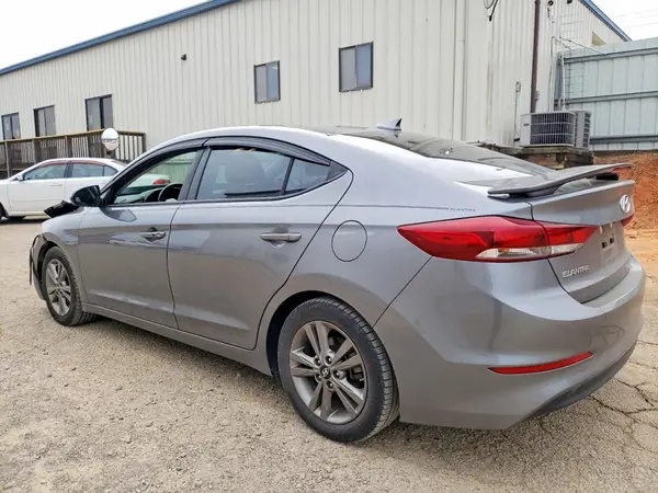 5NPD84LF0JH254264 2018 HYUNDAI ELANTRA - Image 2