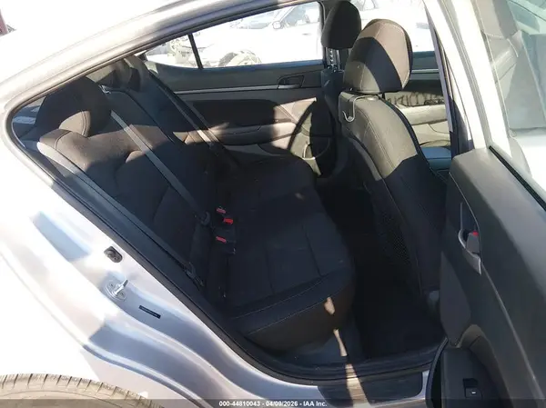5NPD84LF0JH254460 2018 HYUNDAI ELANTRA - Image 8