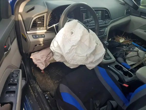 5NPD84LF0JH256581 2018 HYUNDAI ELANTRA - Image 8