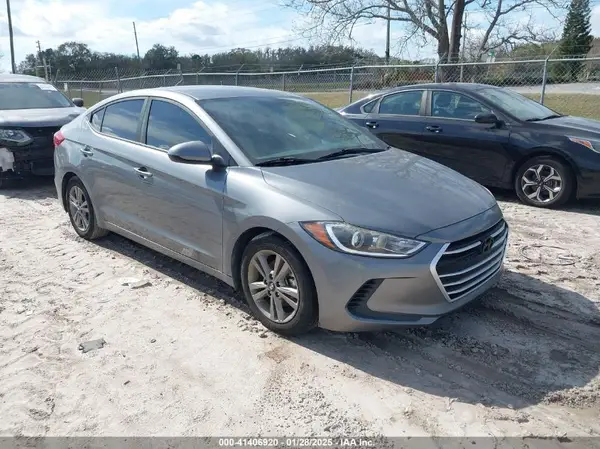 5NPD84LF0JH258590 2018 HYUNDAI ELANTRA - Image 1