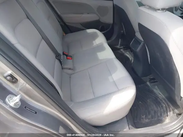 5NPD84LF0JH258590 2018 HYUNDAI ELANTRA - Image 8