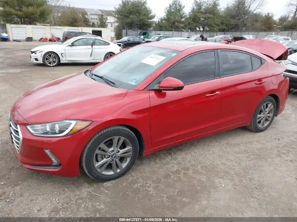 5NPD84LF0JH259819 2018 HYUNDAI ELANTRA - Image 2