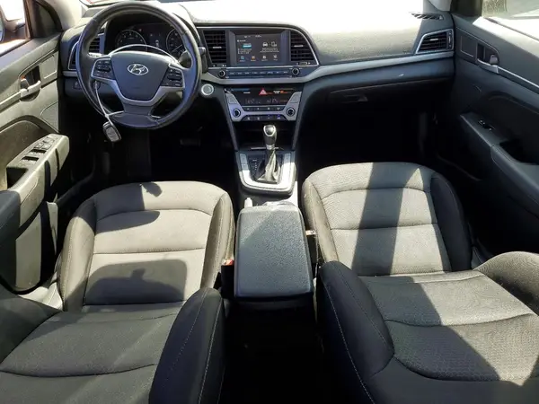 5NPD84LF0JH260095 2018 HYUNDAI ELANTRA - Image 8