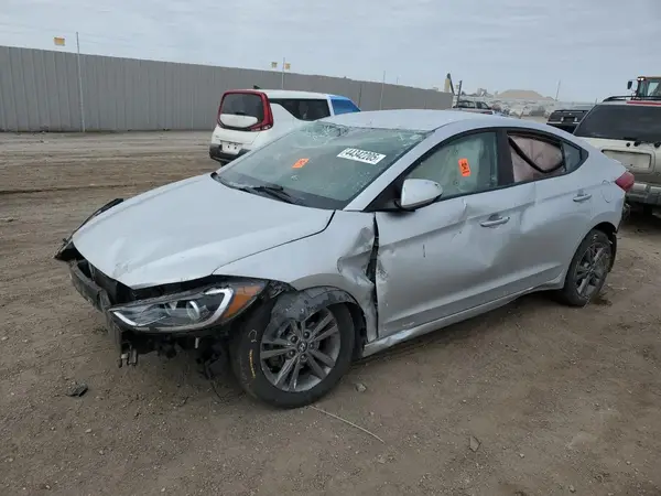 5NPD84LF0JH263028 2018 HYUNDAI ELANTRA - Image 1