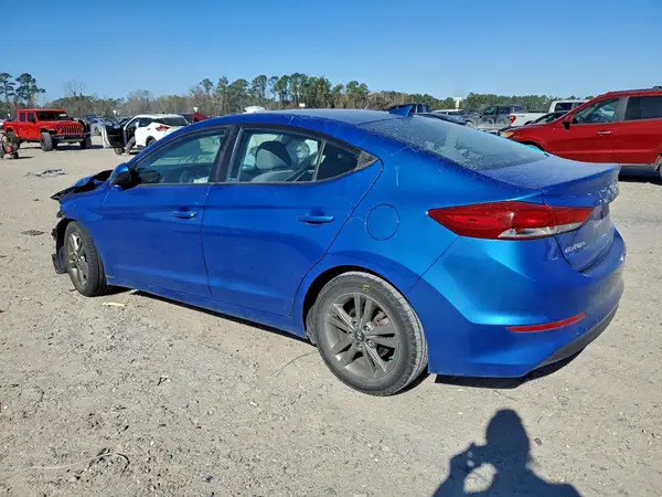 5NPD84LF0JH264969 2018 HYUNDAI ELANTRA - Image 2