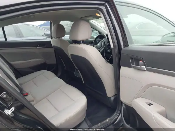 5NPD84LF0JH268245 2018 HYUNDAI ELANTRA - Image 8