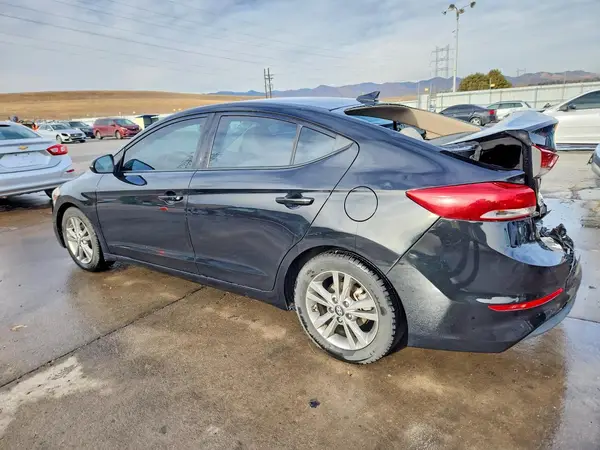 5NPD84LF0JH269167 2018 HYUNDAI ELANTRA - Image 2