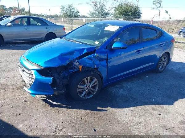 5NPD84LF0JH269993 2018 HYUNDAI ELANTRA - Image 2