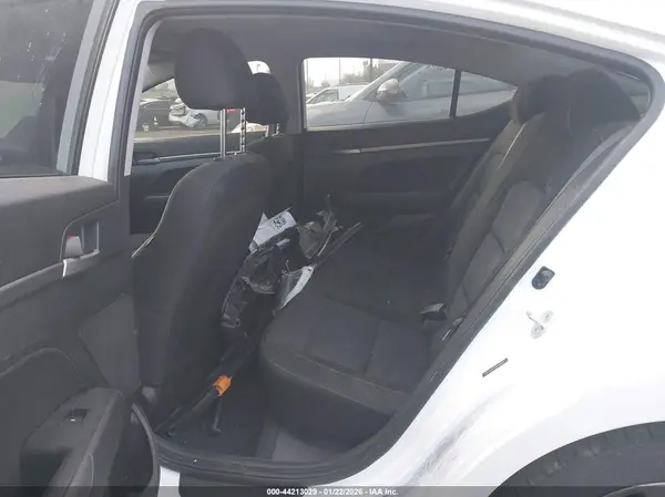 5NPD84LF0JH276670 2018 HYUNDAI ELANTRA - Image 8