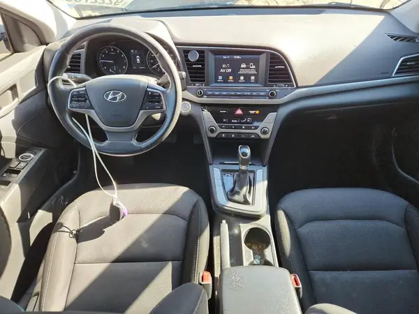 5NPD84LF0JH276880 2018 HYUNDAI ELANTRA - Image 8
