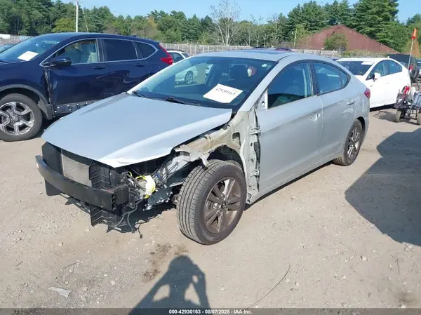 5NPD84LF0JH277415 2018 HYUNDAI ELANTRA - Image 2