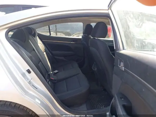 5NPD84LF0JH277415 2018 HYUNDAI ELANTRA - Image 8