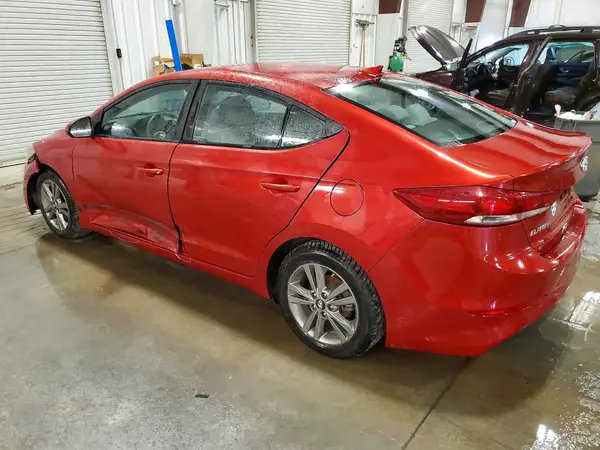 5NPD84LF0JH285515 2018 HYUNDAI ELANTRA - Image 2