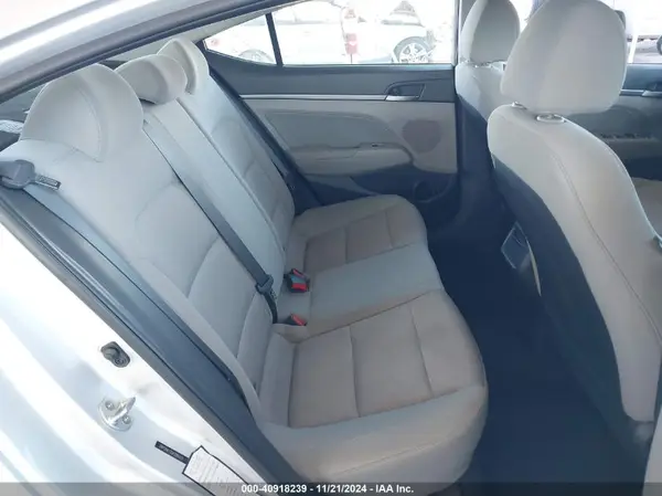 5NPD84LF0JH289323 2018 HYUNDAI ELANTRA - Image 8