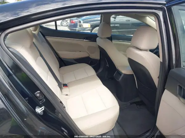 5NPD84LF0JH290357 2018 HYUNDAI ELANTRA - Image 8