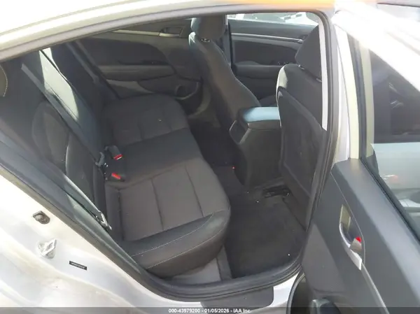 5NPD84LF0JH290388 2018 HYUNDAI ELANTRA - Image 8