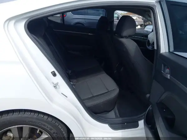 5NPD84LF0JH291119 2018 HYUNDAI ELANTRA - Image 8