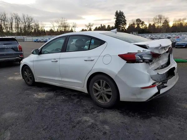 5NPD84LF0JH294943 2018 HYUNDAI ELANTRA - Image 2