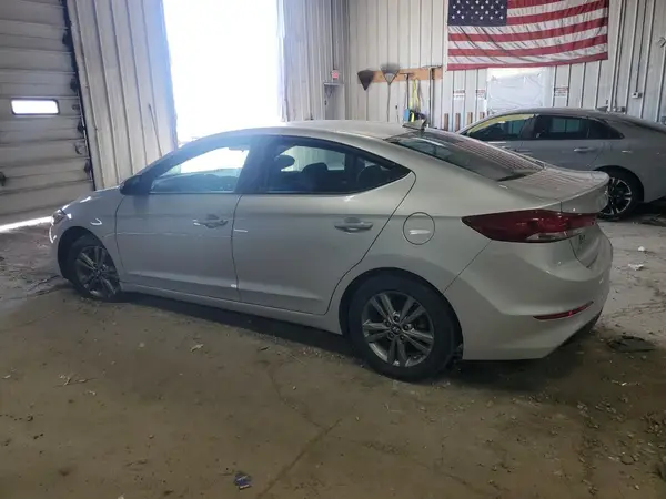 5NPD84LF0JH298121 2018 HYUNDAI ELANTRA - Image 2