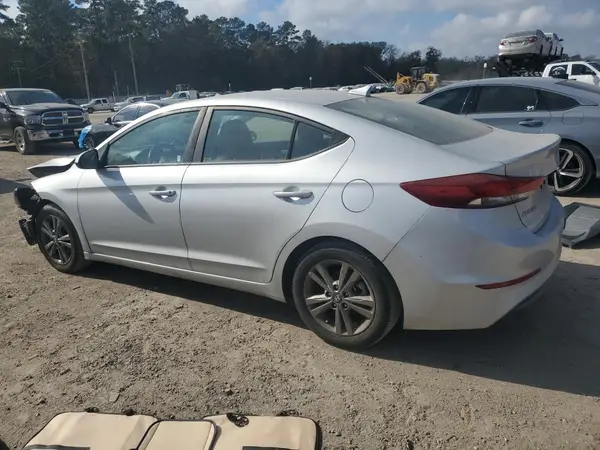 5NPD84LF0JH300238 2018 HYUNDAI ELANTRA - Image 2