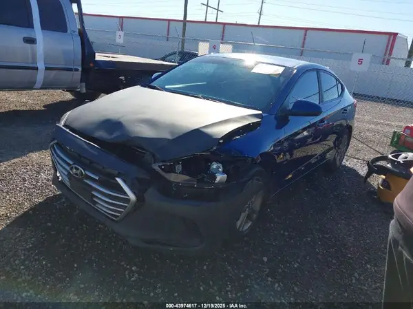 5NPD84LF0JH304323 2018 HYUNDAI ELANTRA - Image 2