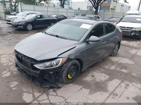 5NPD84LF0JH305066 2018 HYUNDAI ELANTRA - Image 2
