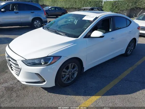 5NPD84LF0JH306315 2018 HYUNDAI ELANTRA - Image 2
