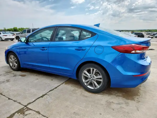 5NPD84LF0JH308372 2018 HYUNDAI ELANTRA - Image 2