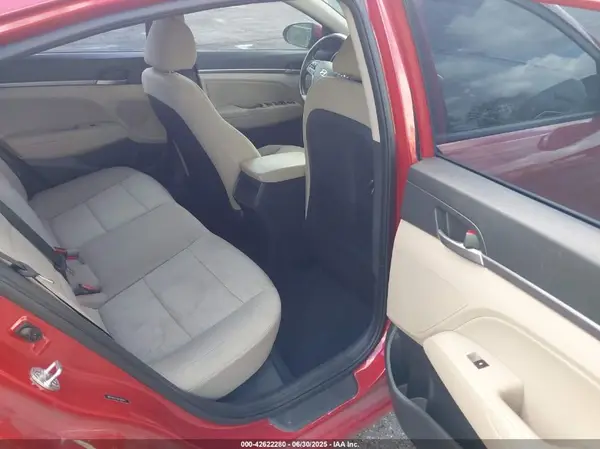 5NPD84LF0JH308405 2018 HYUNDAI ELANTRA - Image 8