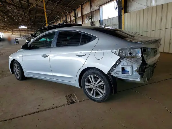 5NPD84LF0JH309960 2018 HYUNDAI ELANTRA - Image 2