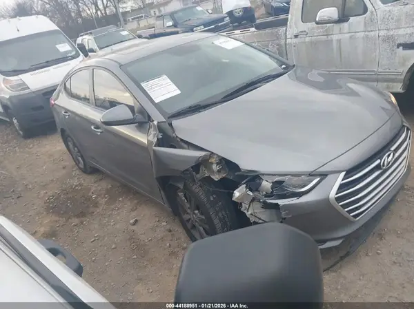 5NPD84LF0JH310204 2018 HYUNDAI ELANTRA - Image 1