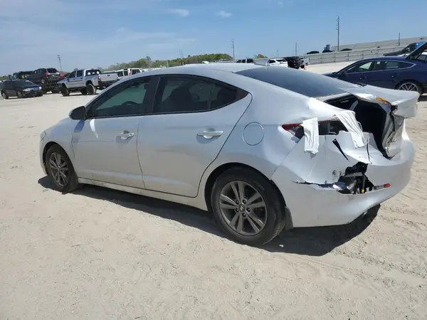 5NPD84LF0JH310803 2018 HYUNDAI ELANTRA - Image 2