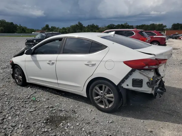 5NPD84LF0JH313071 2018 HYUNDAI ELANTRA - Image 2