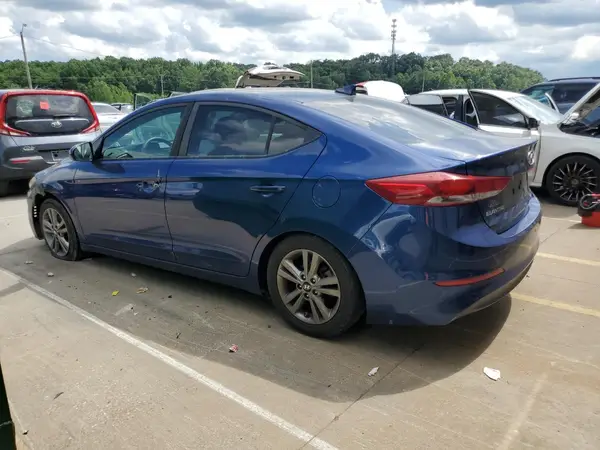 5NPD84LF0JH317573 2018 HYUNDAI ELANTRA - Image 2