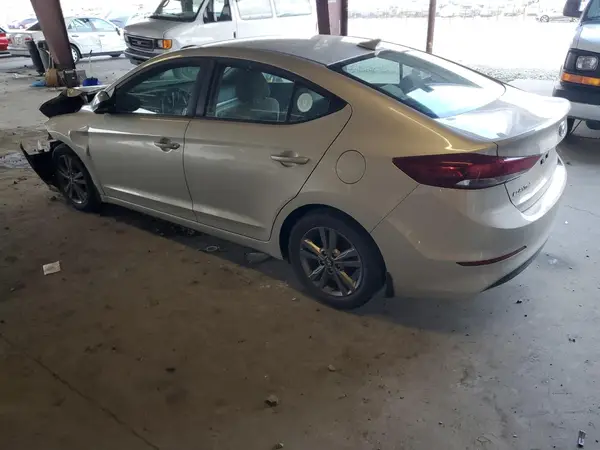 5NPD84LF0JH319355 2018 HYUNDAI ELANTRA - Image 2