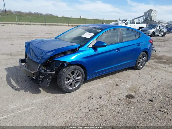 5NPD84LF0JH319890 2018 HYUNDAI ELANTRA - Image 2