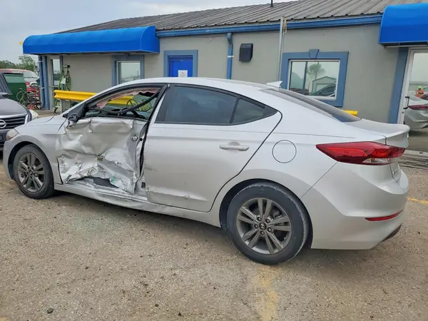 5NPD84LF0JH324295 2018 HYUNDAI ELANTRA - Image 2