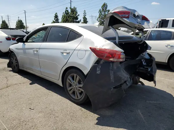 5NPD84LF0JH324426 2018 HYUNDAI ELANTRA - Image 2