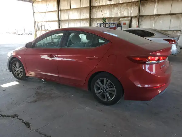 5NPD84LF0JH327052 2018 HYUNDAI ELANTRA - Image 2