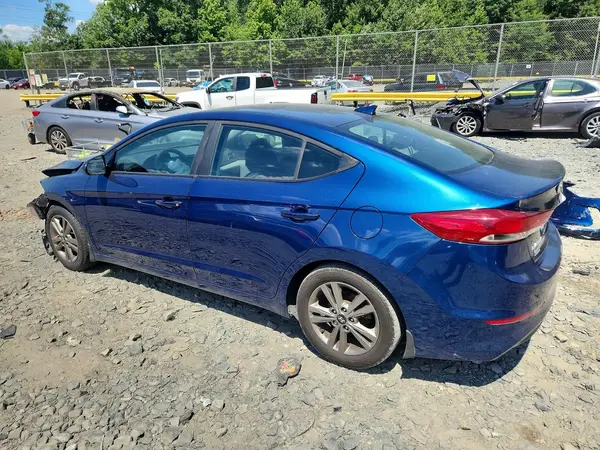 5NPD84LF0JH330517 2018 HYUNDAI ELANTRA - Image 2