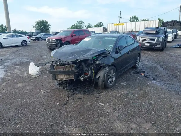 5NPD84LF0JH334048 2018 HYUNDAI ELANTRA - Image 2