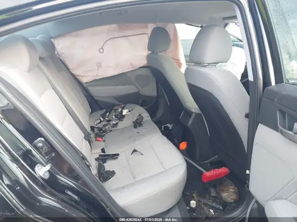 5NPD84LF0JH334048 2018 HYUNDAI ELANTRA - Image 8