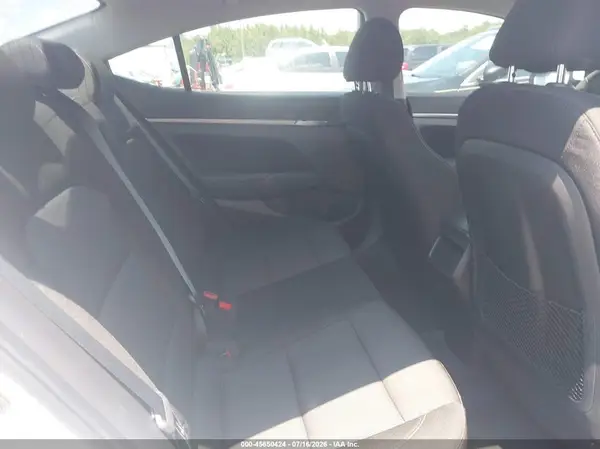 5NPD84LF0JH335104 2018 HYUNDAI ELANTRA - Image 8
