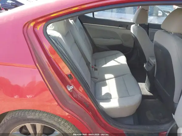 5NPD84LF0JH338682 2018 HYUNDAI ELANTRA - Image 8