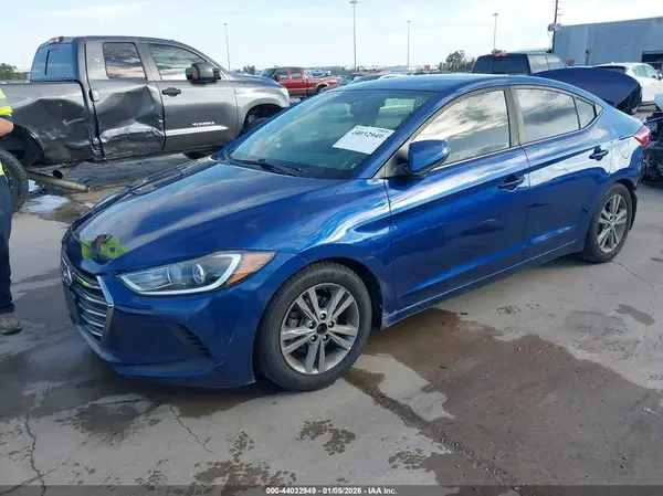 5NPD84LF0JH339427 2018 HYUNDAI ELANTRA - Image 2
