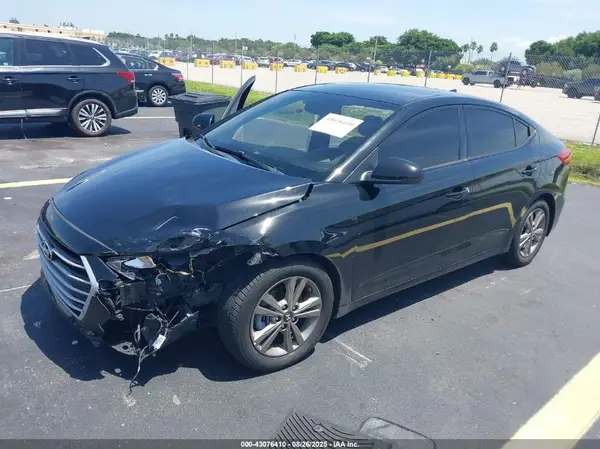 5NPD84LF0JH339833 2018 HYUNDAI ELANTRA - Image 2