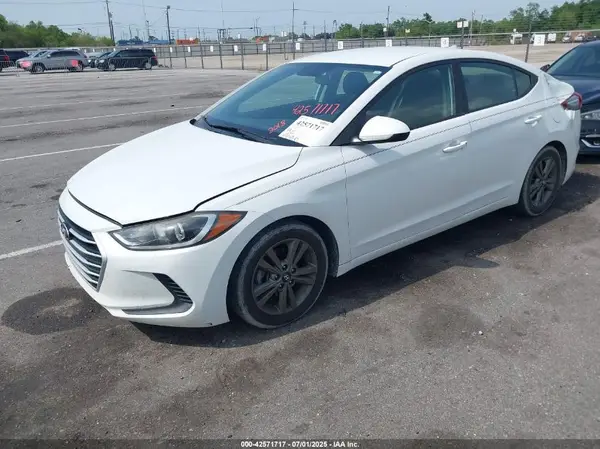 5NPD84LF0JH339881 2018 HYUNDAI ELANTRA - Image 2