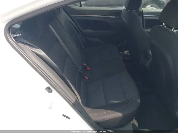 5NPD84LF0JH339881 2018 HYUNDAI ELANTRA - Image 8