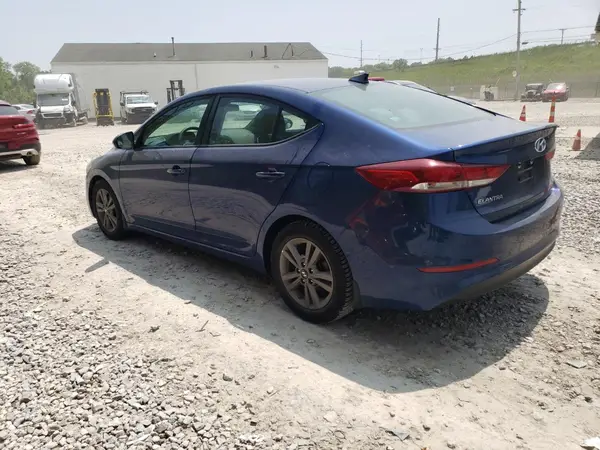 5NPD84LF0JH340965 2018 HYUNDAI ELANTRA - Image 2